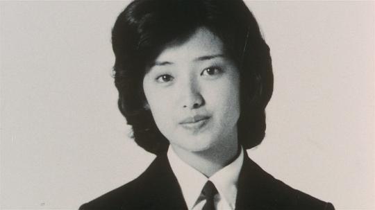 昌子·淳子·百惠泪的毕业典礼剧照