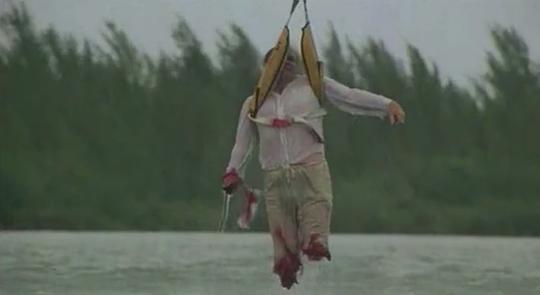 红海魔影剧照