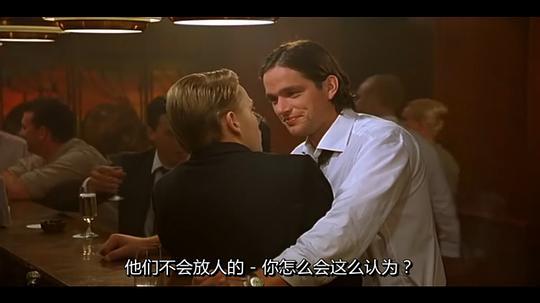 红色的白鹦鹉剧照