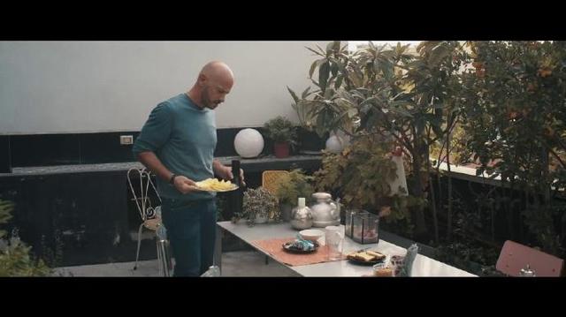 虚假的爱情剧照